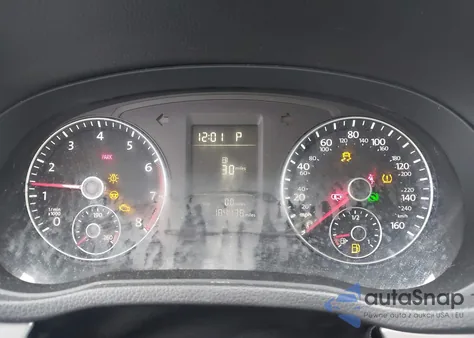 2014 Volkswagen Passat 1.8T S z USA, uszkodzony, nr VIN 1VWAT7A32EC042816